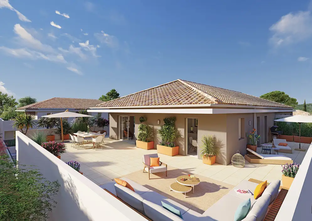 Avant-premi�re ** Domaine � Six-Fours-Les-Plages !